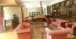 Townhouse in 1 acre for Sale in Lavington