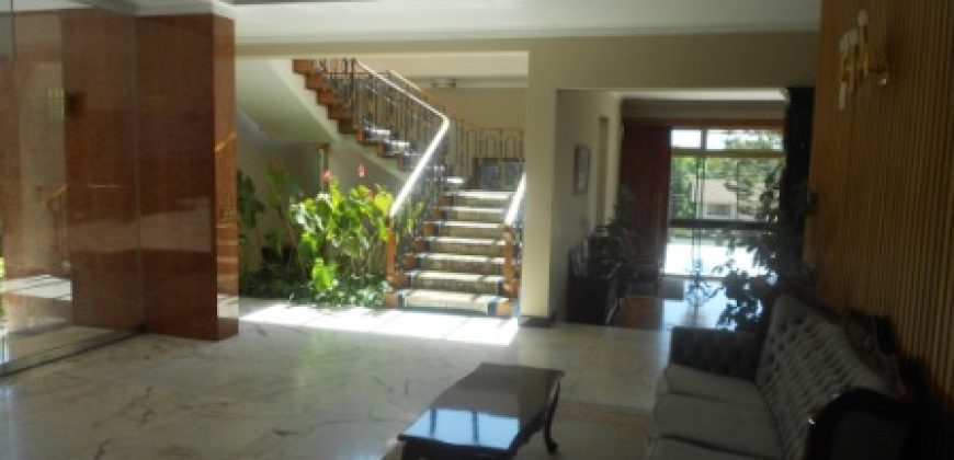 Townhouse in 1 acre for Sale in Lavington